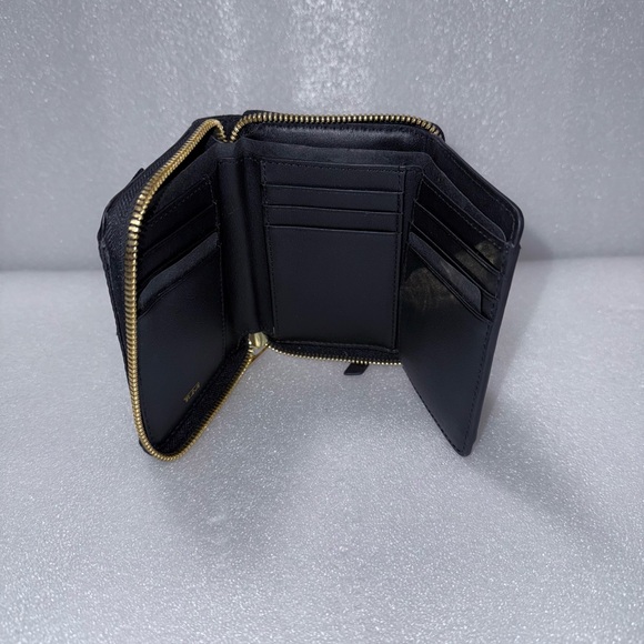 TUMI Trifold Zip Around Wallet - Picture 7 of 11